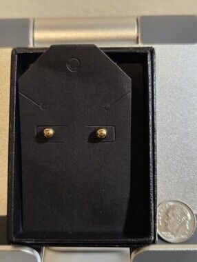 NWOT FASHION EARRINGS Gold tone stud balls